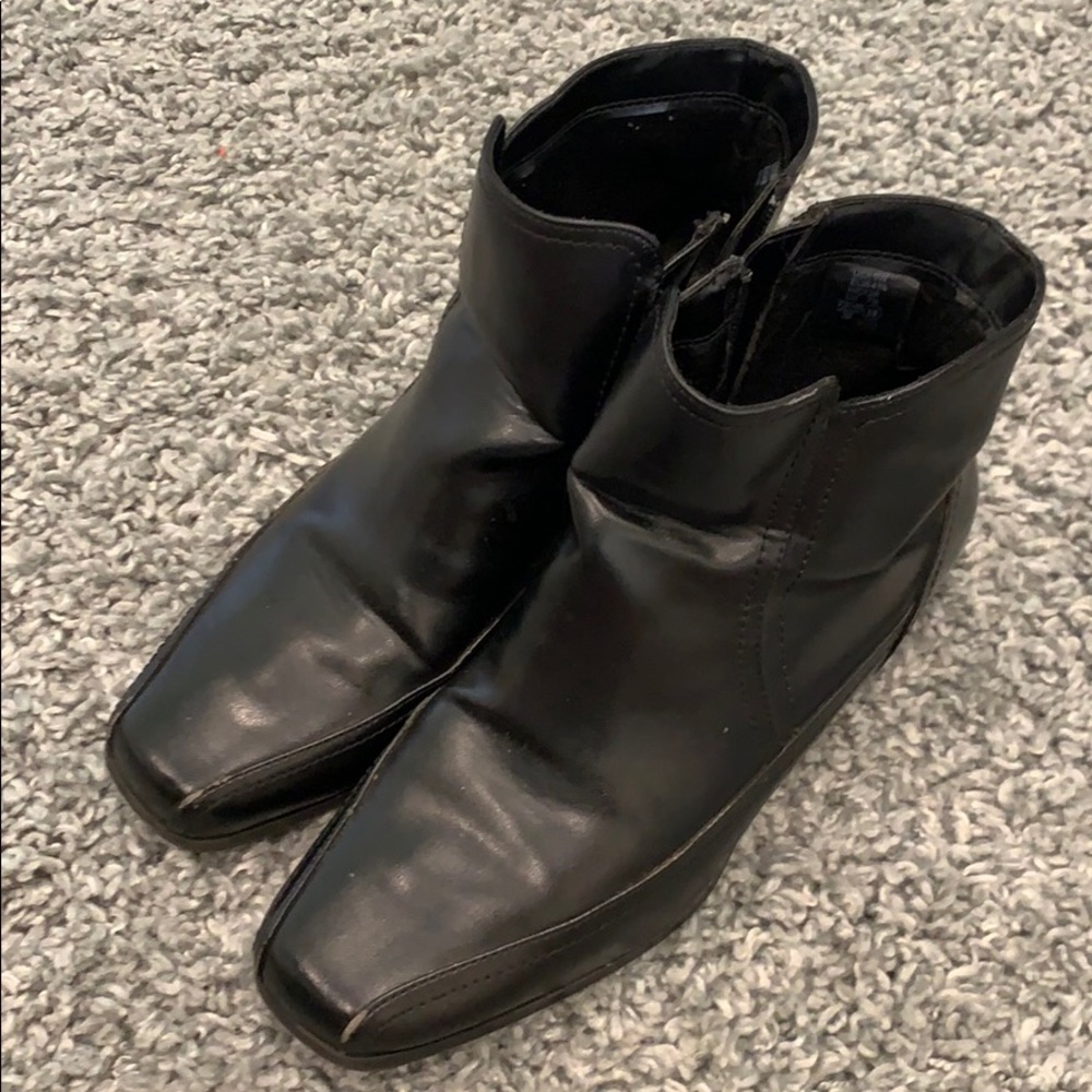 Black boots